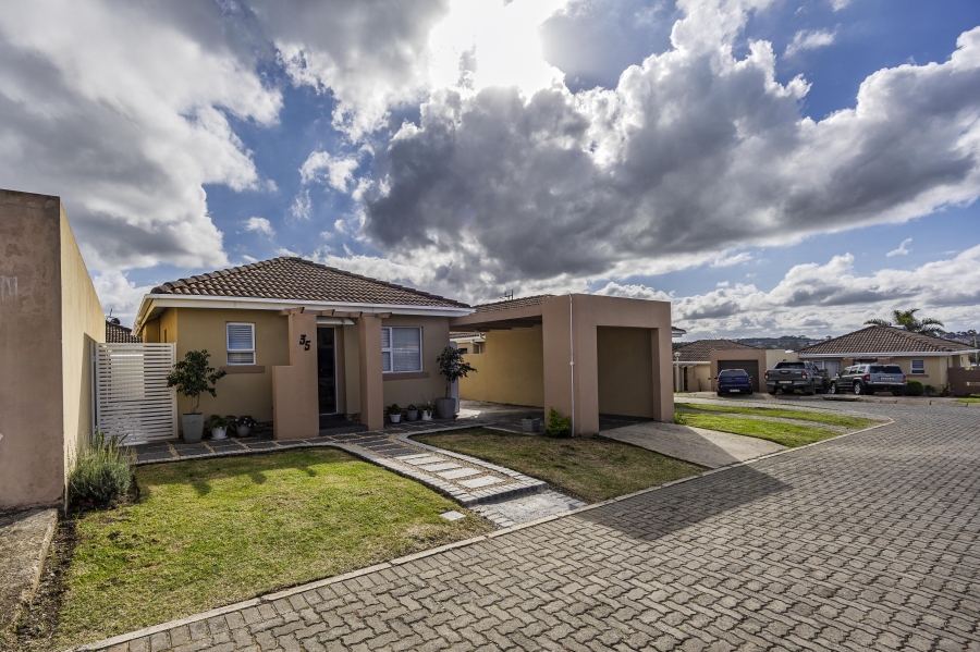 3 Bedroom Property for Sale in Amalinda Eastern Cape